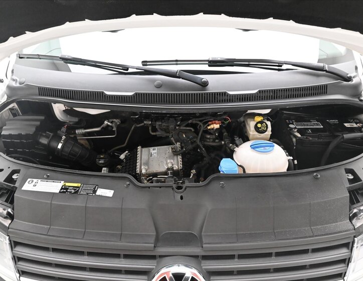 Volkswagen Transporter Skříň 2,0 l 81 kw
