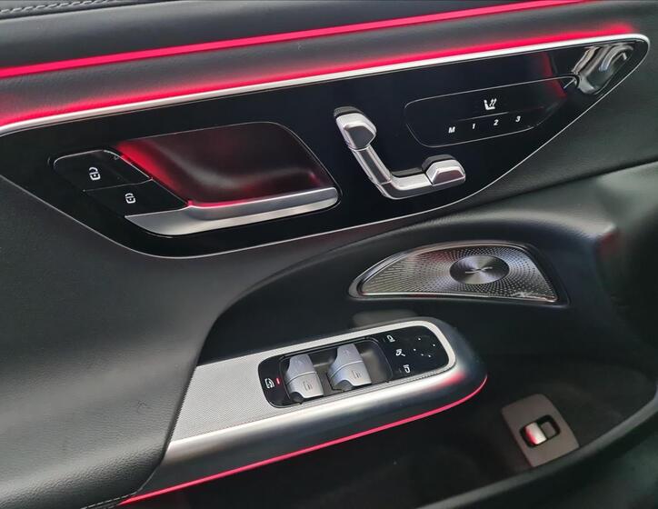 Mercedes-Benz Třídy E 11