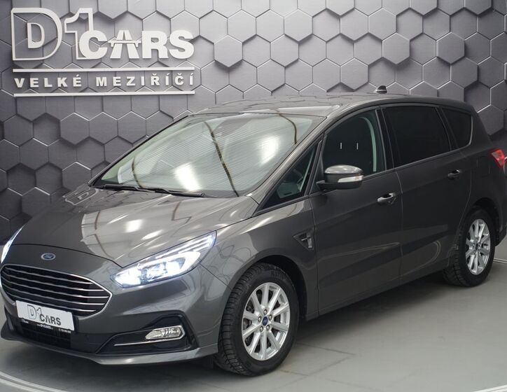 Ford S-MAX 1