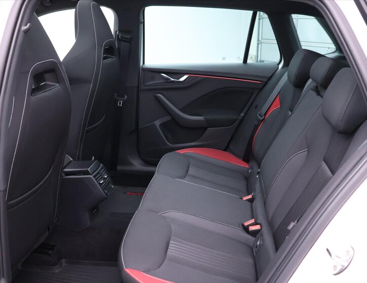 Škoda Kamiq SUV 1,5 l 110 kw