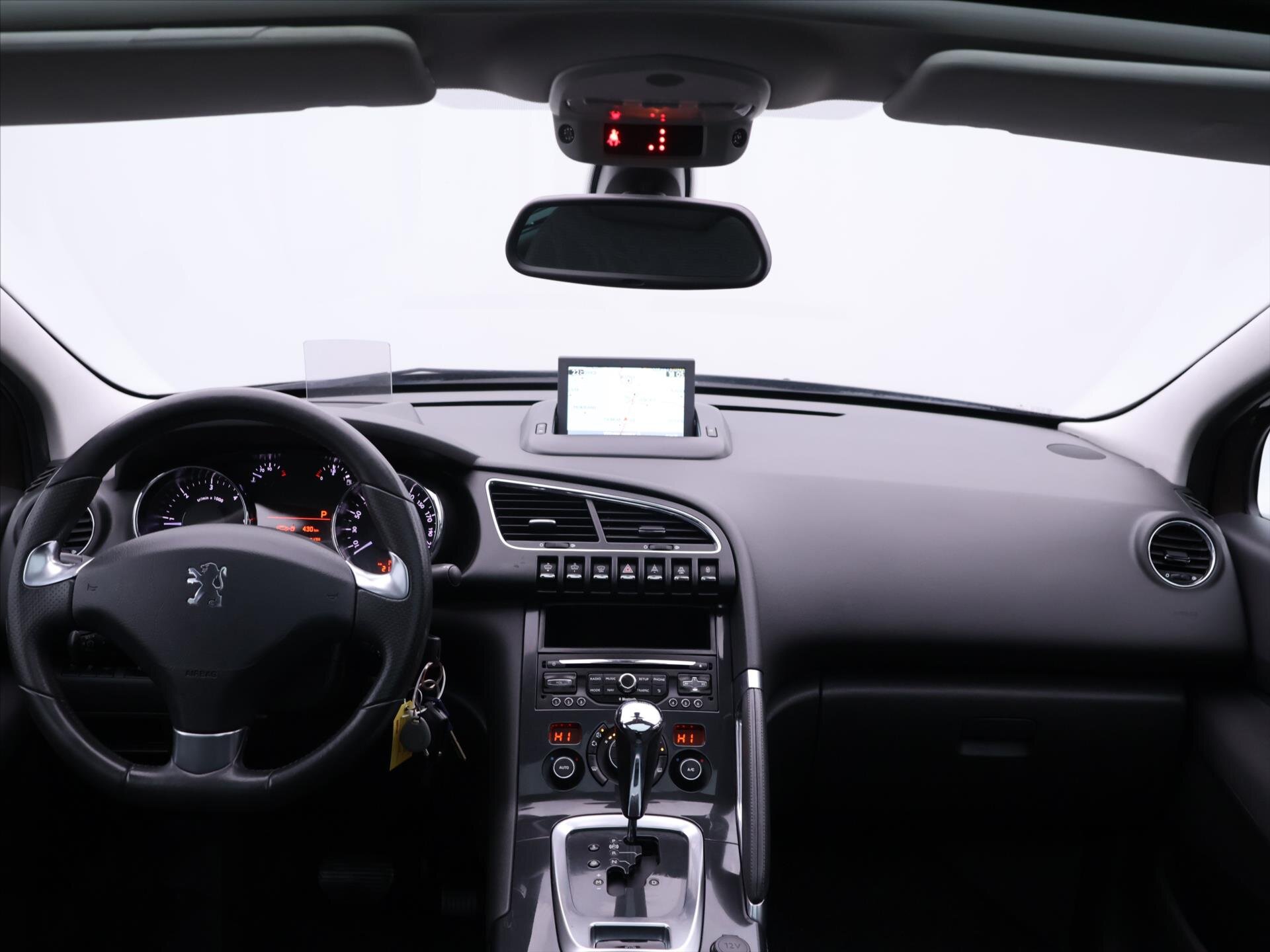 Peugeot 3008 MPV 2,0 l 120 kw