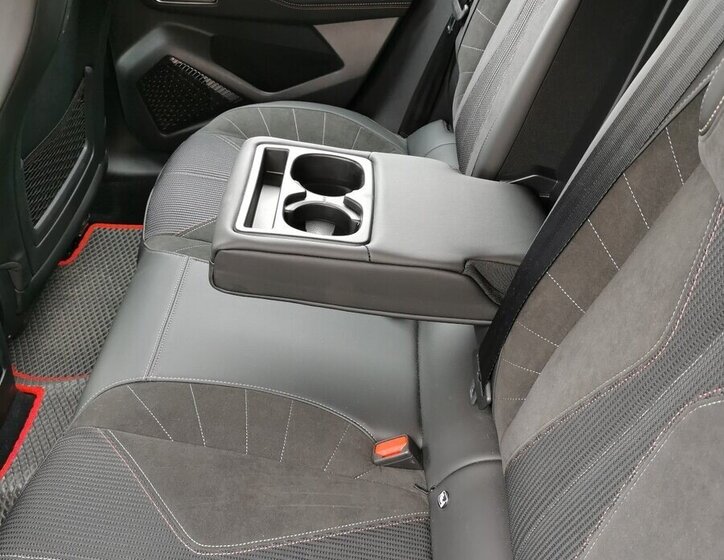 DS Automobiles DS4 Kombi 1,6 l 133 kw