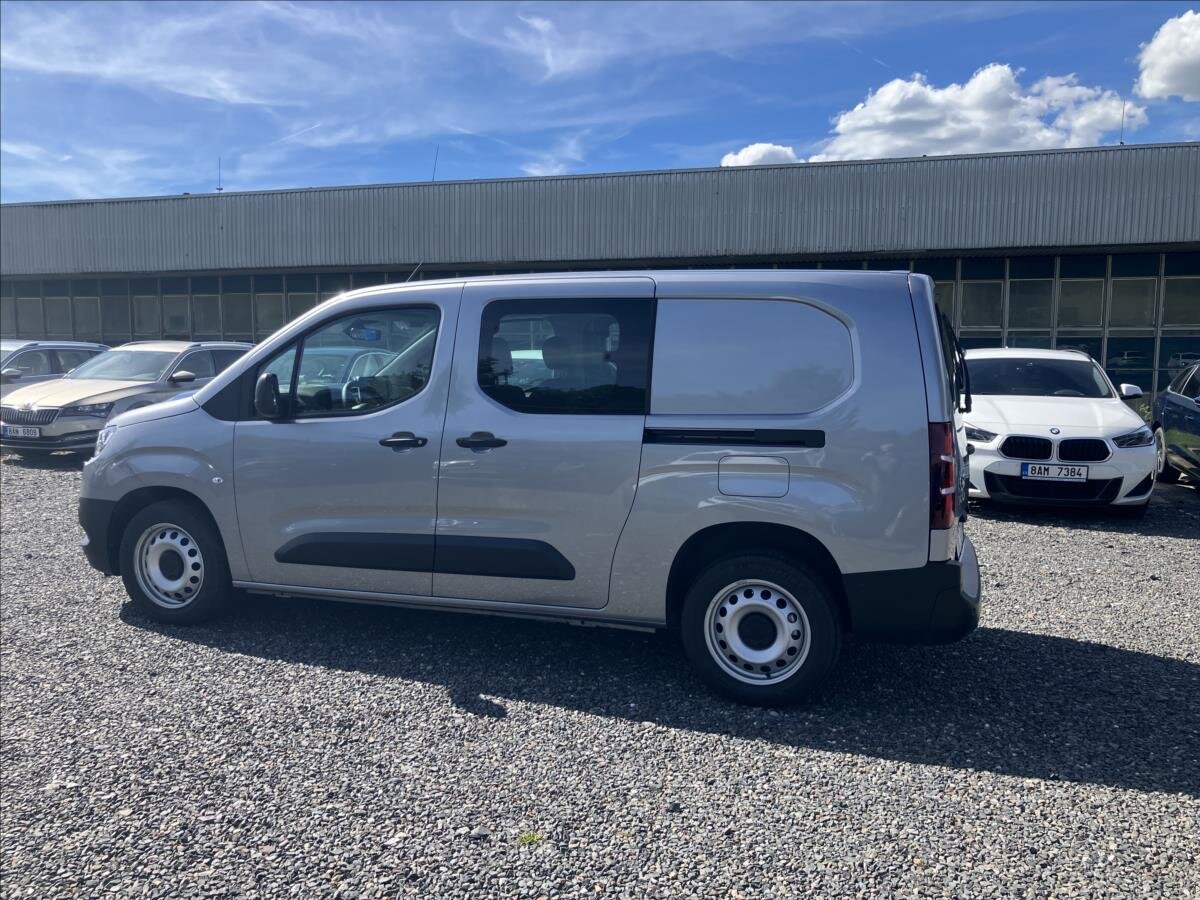Toyota ProAce Kombi 1,2 l 81 kw