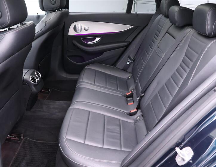 Mercedes-Benz Třídy E 16