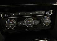 Volkswagen Passat 30