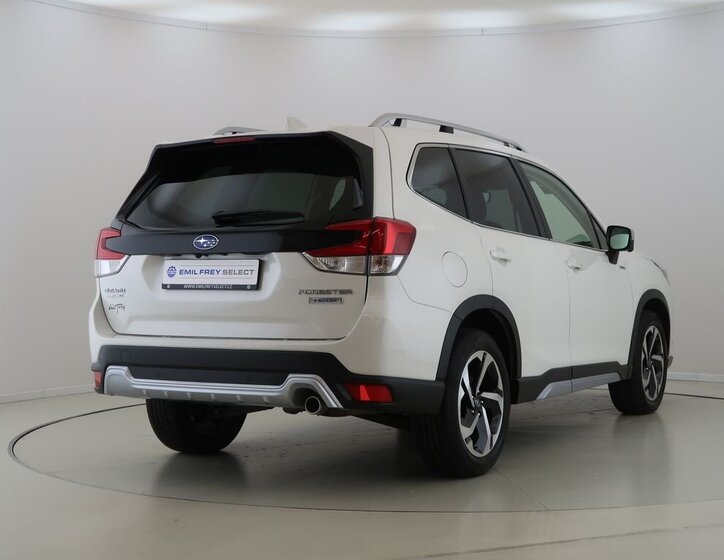 Subaru Forester SUV / Terénní 2,0 l 110 kw