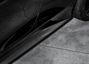 Aston Martin Vanquish 16