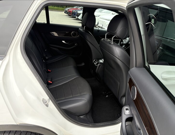 Mercedes-Benz GLC 20