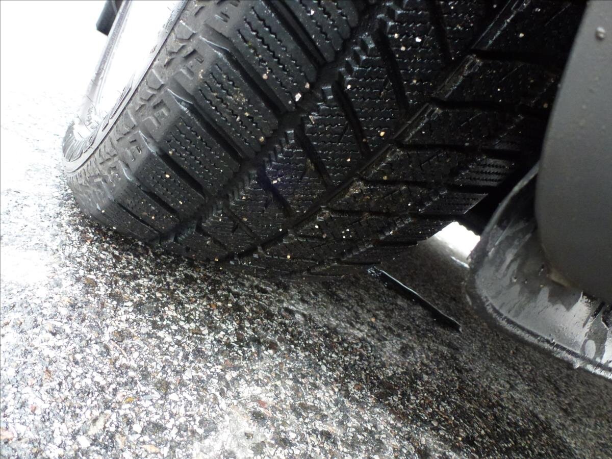 Ford Mondeo Sedan / Limuzína 2,5 l 125 kw