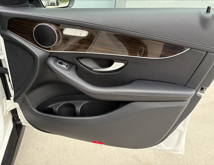 Mercedes-Benz GLC 19