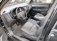 Mitsubishi Outlander SUV 2,3 l 110 kw
