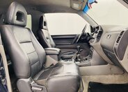 Mitsubishi Pajero SUV / Terénní 2,5 l 85 kw