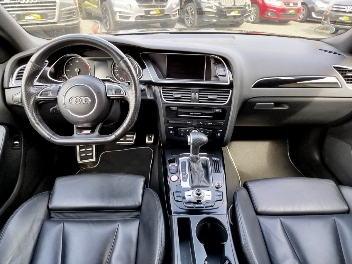 Audi A4 Kombi 2,0 l 140 kw