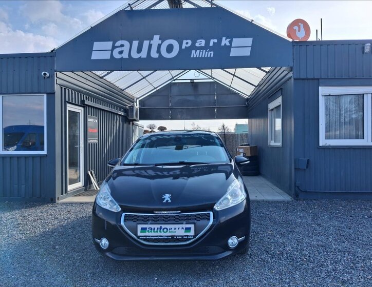 Peugeot 208 Hatchback 1,6 l 84 kw