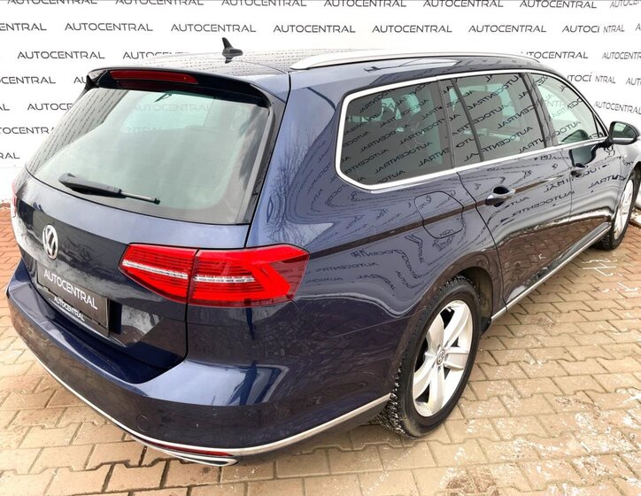 Volkswagen Passat Kombi 2,0 l 176 kw