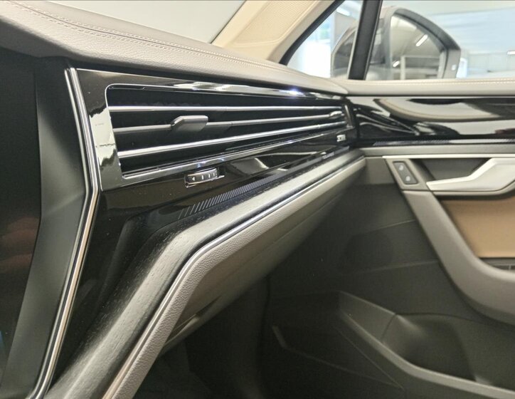 Volkswagen Touareg 18