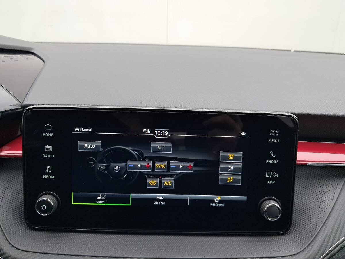 Škoda Fabia Hatchback 999,0 85 kw