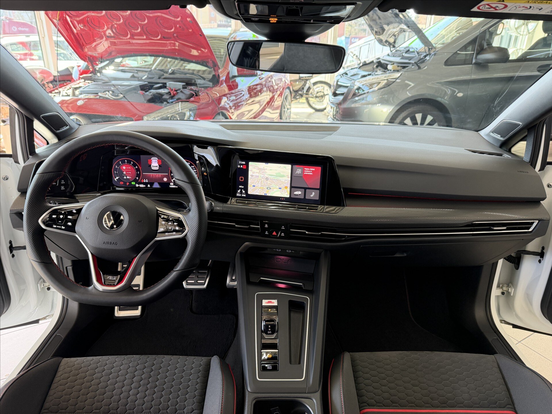 Volkswagen Golf Hatchback 2,0 l 221 kw