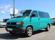 Volkswagen Caravelle Kombi 2,4 l 57 kw