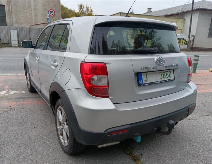 Toyota Urban Cruiser Hatchback 1,4 l 66 kw