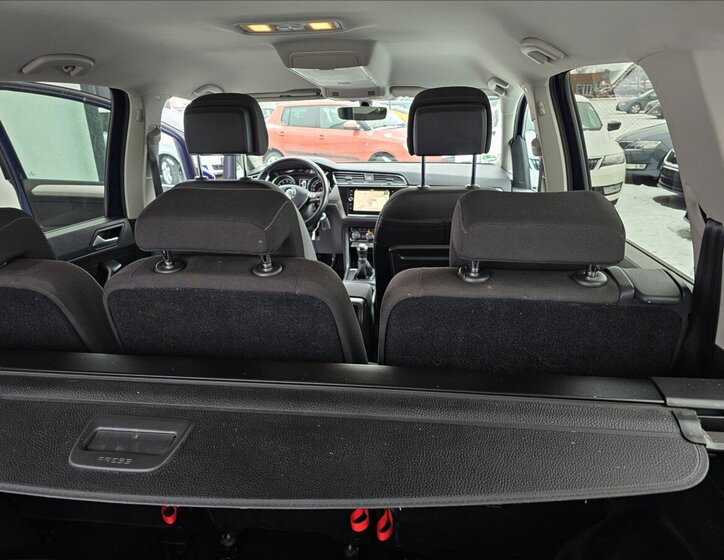 Volkswagen Touran 33