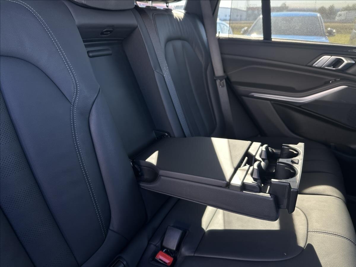 BMW X5 SUV / Terénní 3,0 l 210 kw