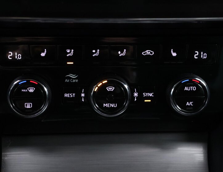 Škoda Superb Liftback 2,0 l 110 kw