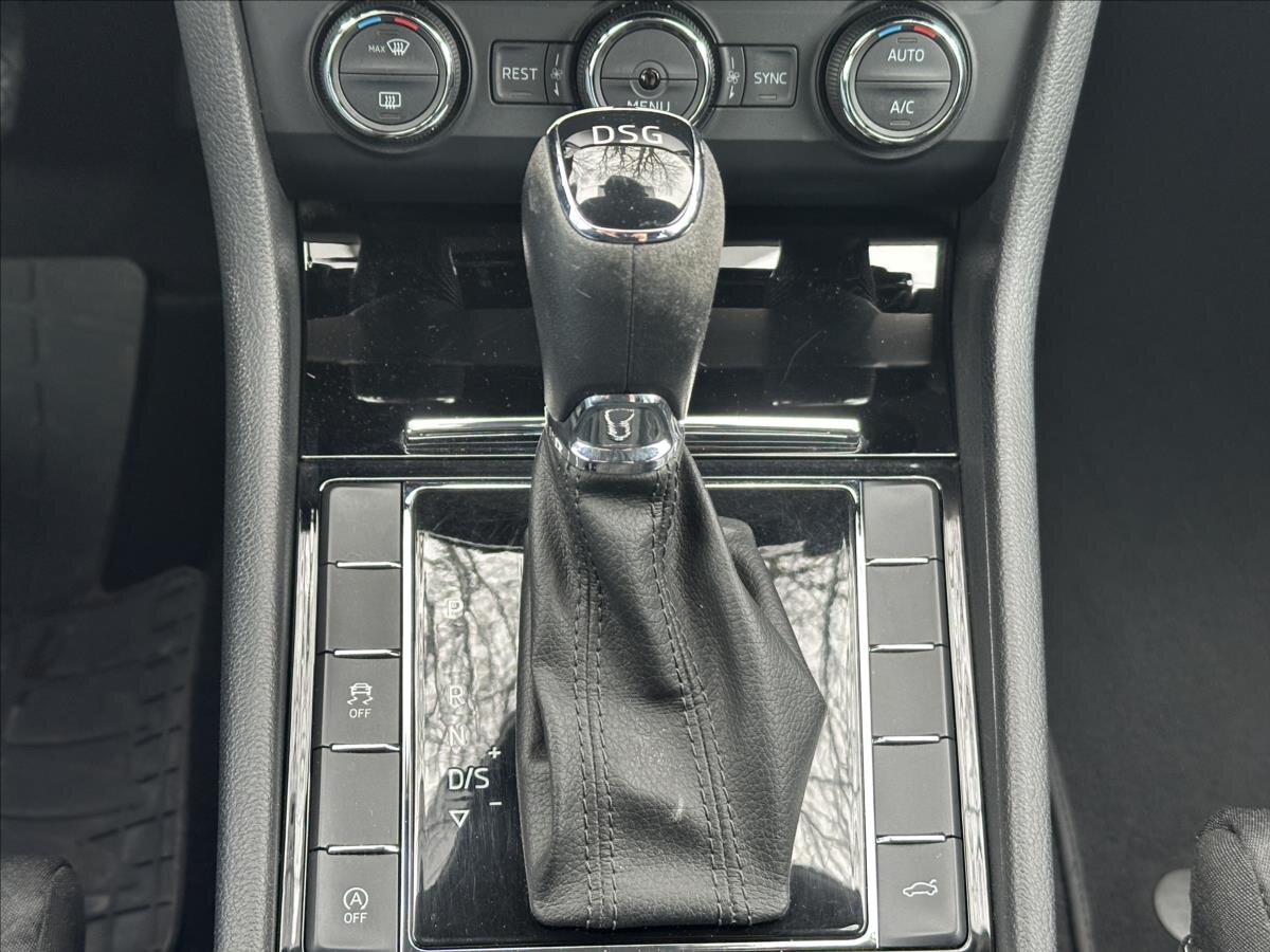 Škoda Superb Kombi 2,0 l 140 kw