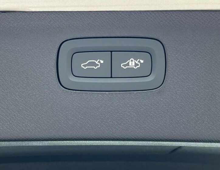 Volvo XC90 SUV 2,0 l 184 kw