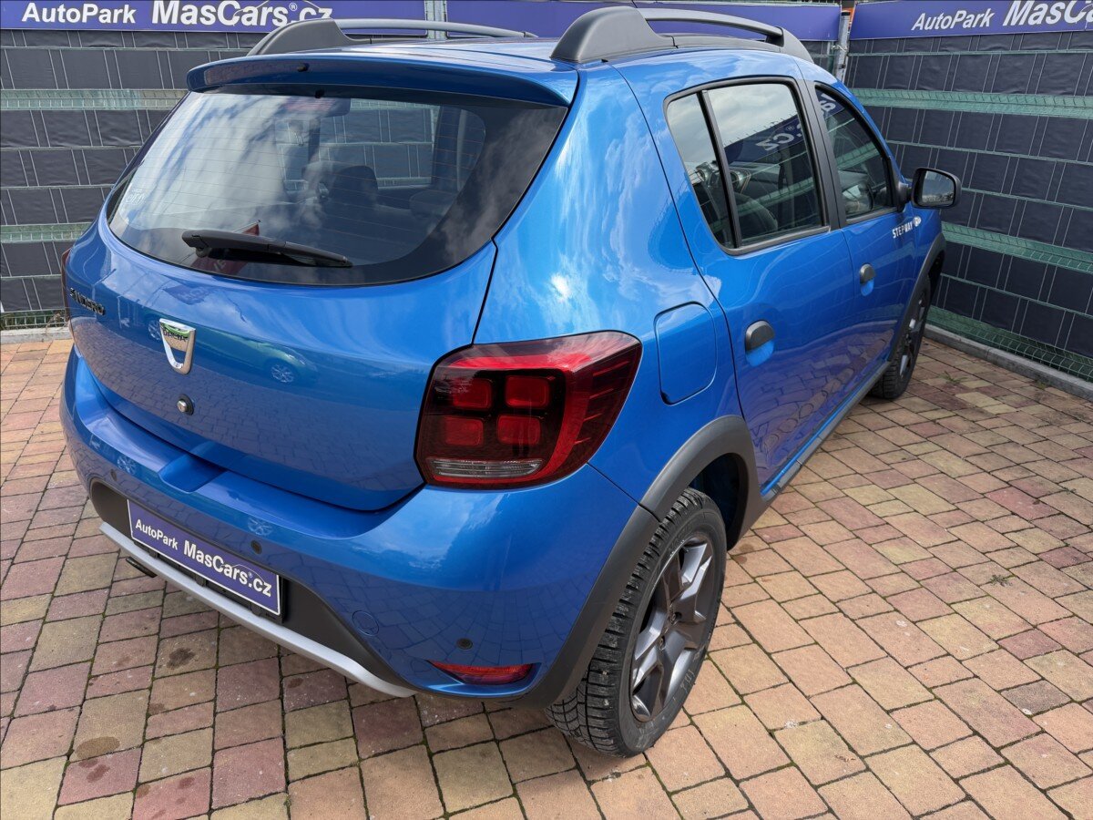 Dacia Sandero Hatchback 898,0 66 kw