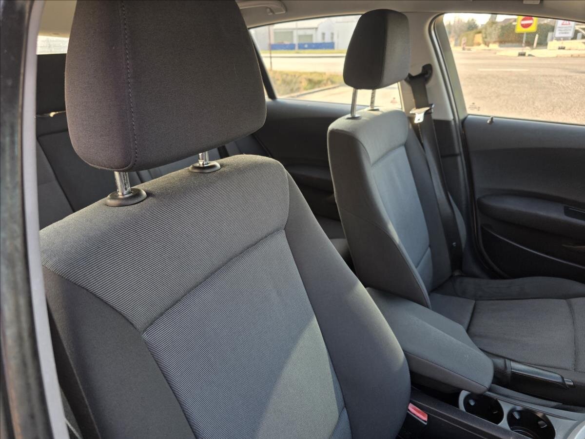 BMW Řada 1 Hatchback 2,0 l 90 kw