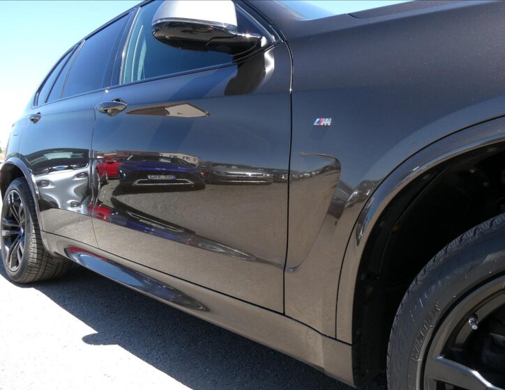 BMW X5 SUV 3,0 l 280 kw