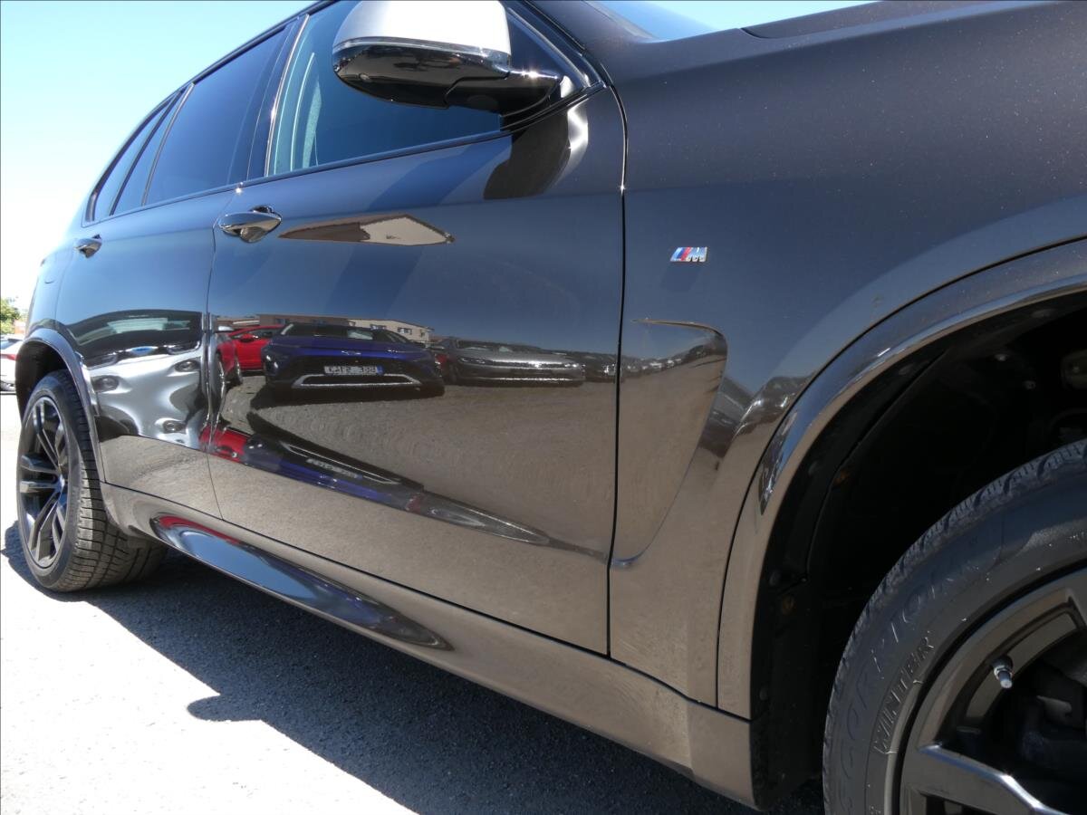 BMW X5 SUV 3,0 l 280 kw