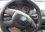 Škoda Octavia Sedan / Limuzína 1,9 l 74 kw