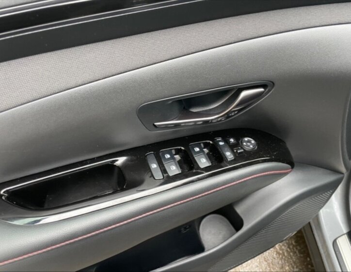 Hyundai Tucson SUV 1,6 l 100 kw