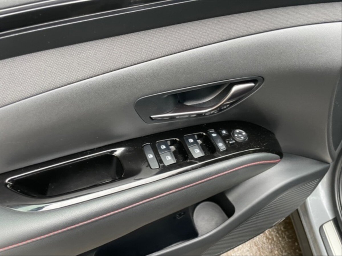 Hyundai Tucson SUV 1,6 l 100 kw