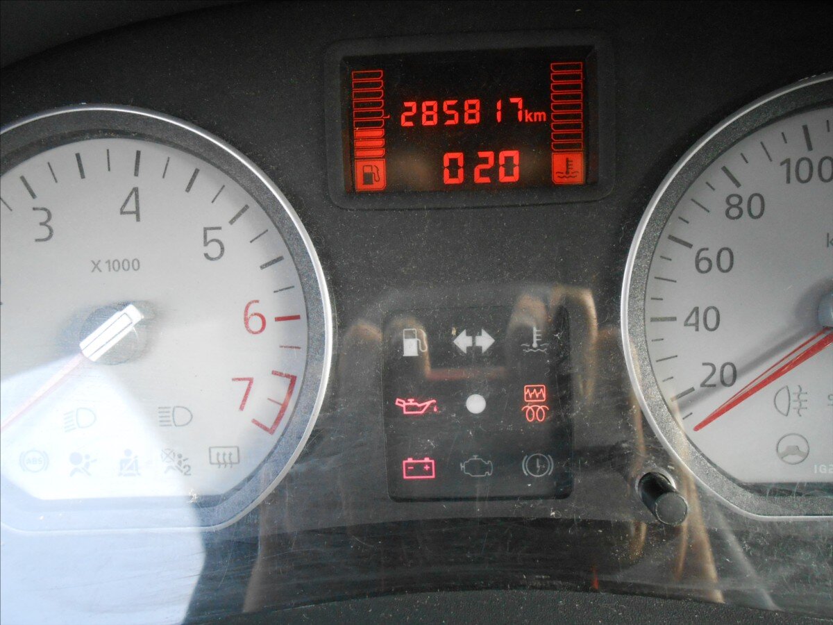 Dacia Sandero Hatchback 1,1 l 55 kw