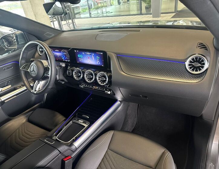 Mercedes-Benz EQA 19