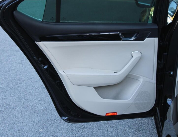 Škoda Superb Sedan / Limuzína 2,0 l 147 kw