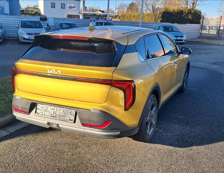 KIA Ostatní 4