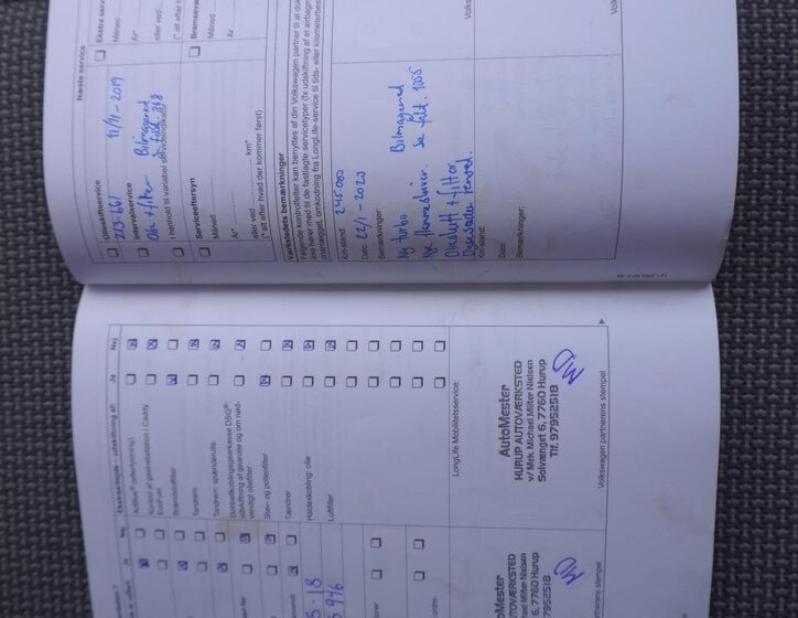 Volkswagen Caravelle 24