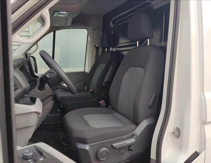 Volkswagen Crafter 6