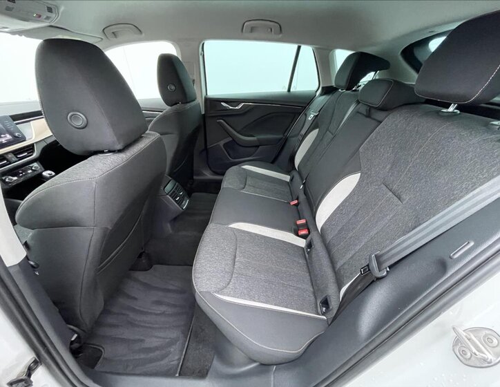 Škoda Scala Hatchback 999,0 81 kw