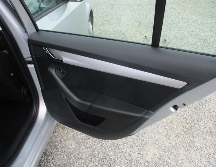 Škoda Octavia Kombi 2,0 l 110 kw