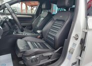 Volkswagen Passat 30