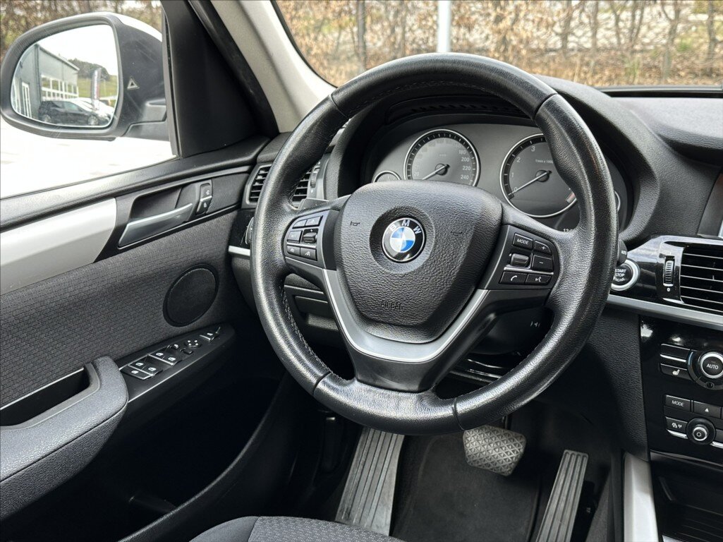 BMW X3 SUV / Terénní 2,0 l 180 kw