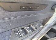 BMW Řada 5 Sedan / Limuzína 3,0 l 250 kw