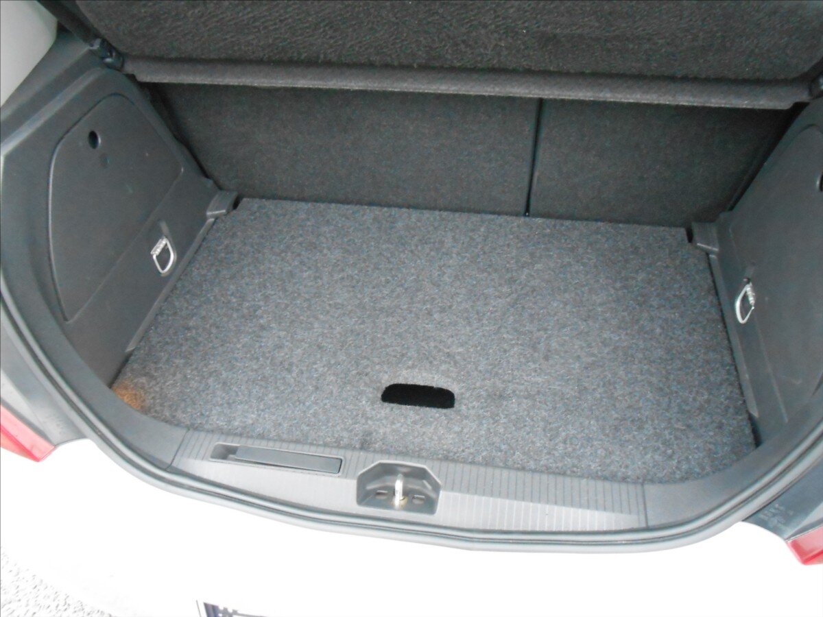 Opel Corsa Hatchback 1,4 l 64 kw