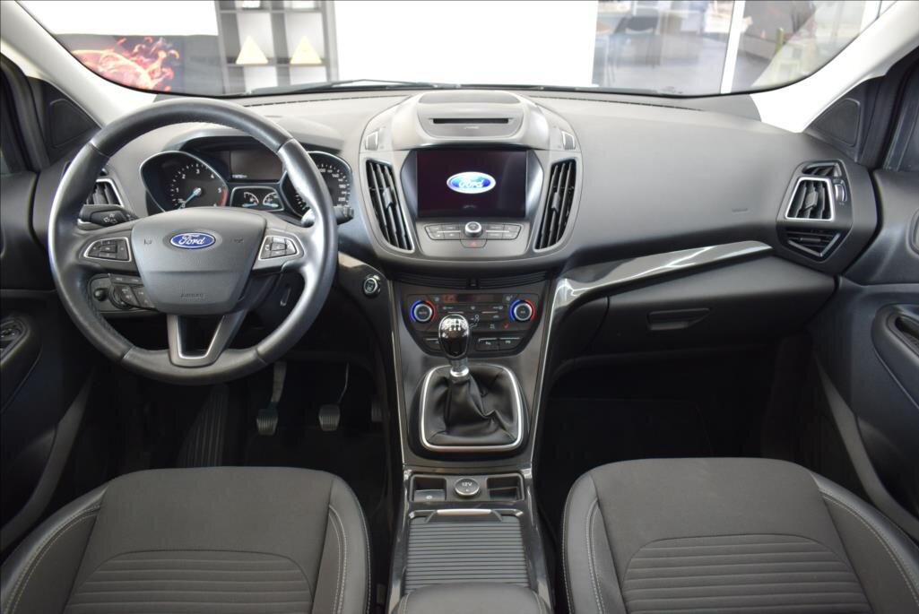 Ford Kuga SUV / Terénní 2,0 l 110 kw