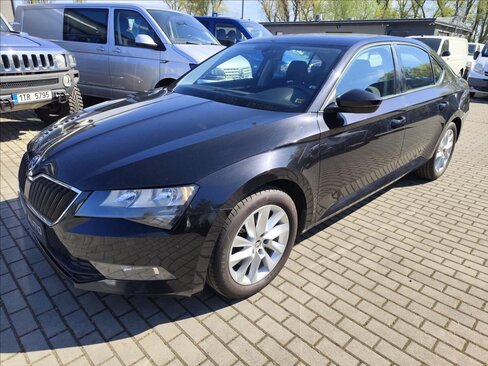 Škoda Superb Sedan / Limuzína 1,4 l 92 kw